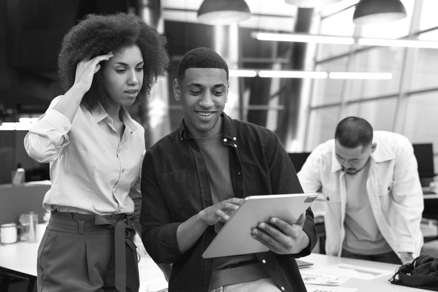 Formatrice Nuvexaarova en session de travail